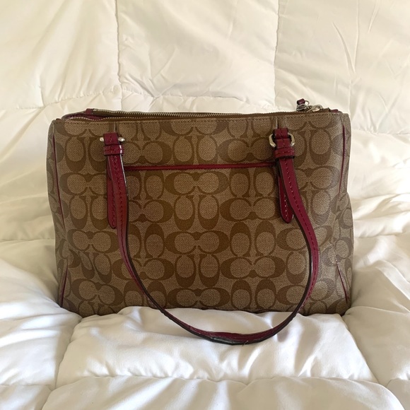 Coach Purse - Picture 2 of 6